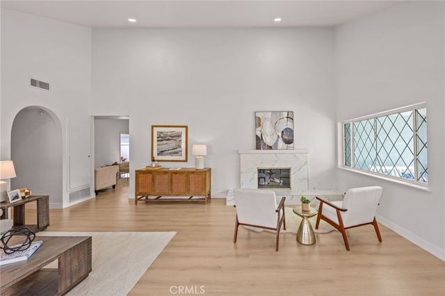 14892 Braeburn, Tustin, CA 92780