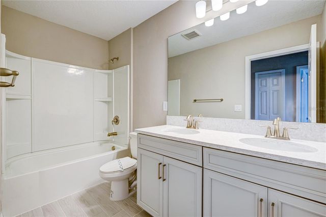 5512 TRIPOLI DRIVE, Palmetto, FL 34221
