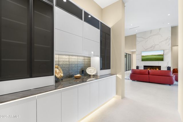 6816 E Stagecoach Pass --, Carefree, AZ 85377