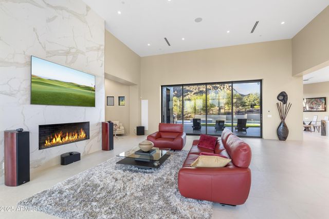 6816 E Stagecoach Pass --, Carefree, AZ 85377