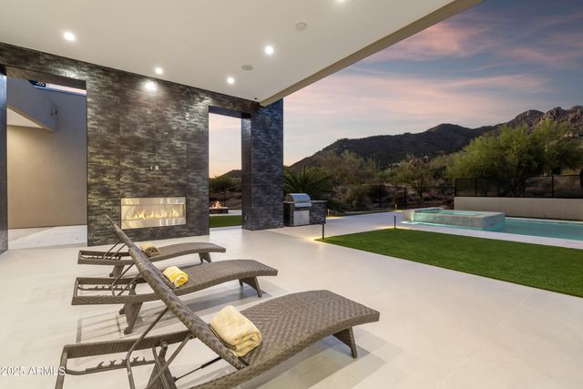 6816 E Stagecoach Pass --, Carefree, AZ 85377