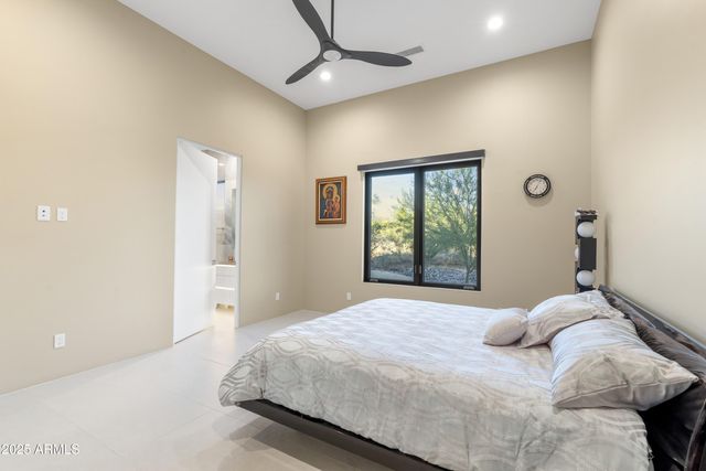 6816 E Stagecoach Pass --, Carefree, AZ 85377