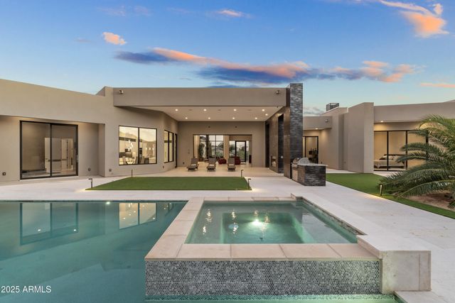 6816 E Stagecoach Pass --, Carefree, AZ 85377