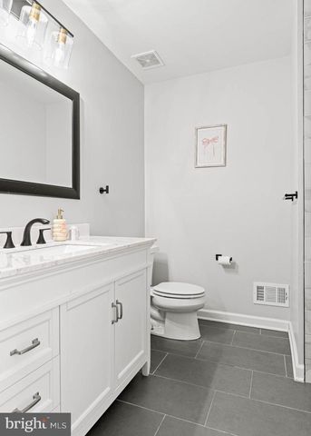 149 TIMOTHY CIR, Wayne, PA 19087