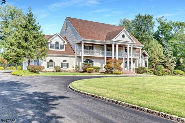 9 Wexford Ct, Warren Twp., NJ 07059