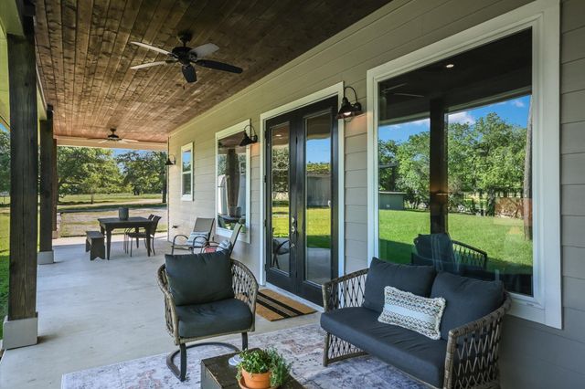 2700 Flite Acres RD, Wimberley, TX 78676