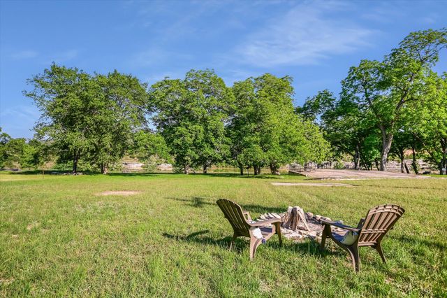 2700 Flite Acres RD, Wimberley, TX 78676