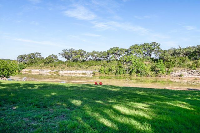 2700 Flite Acres RD, Wimberley, TX 78676