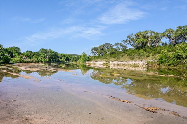 2700 Flite Acres RD, Wimberley, TX 78676