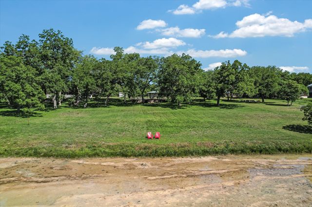 2700 Flite Acres RD, Wimberley, TX 78676