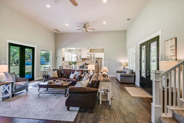 2700 Flite Acres RD, Wimberley, TX 78676