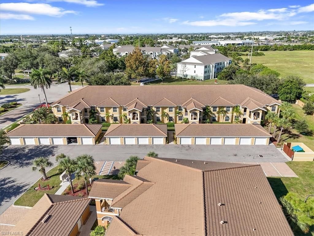 Image 2 of property listing at 1149 Winding Pines CIR # 204, Cape Coral, FL 33909