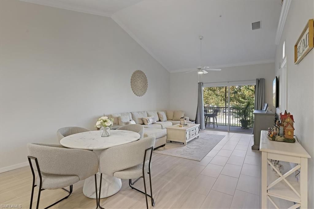 Image 8 of property listing at 1149 Winding Pines CIR # 204, Cape Coral, FL 33909