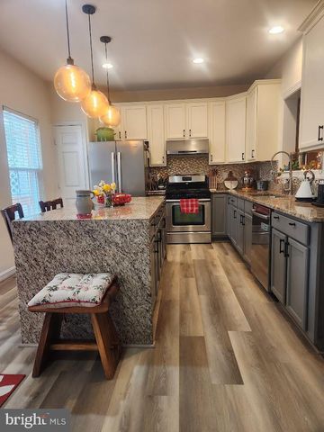 18763 TRIDENT SQ, Leesburg, VA 20176