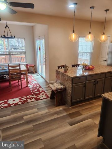 18763 TRIDENT SQ, Leesburg, VA 20176