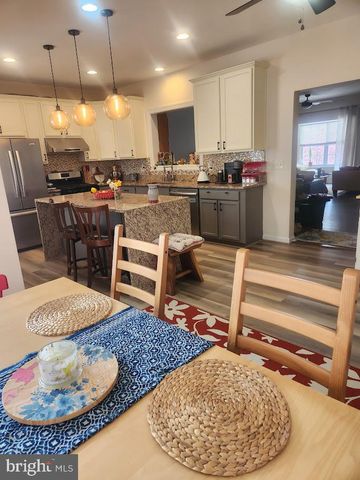 18763 TRIDENT SQ, Leesburg, VA 20176