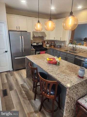 18763 TRIDENT SQ, Leesburg, VA 20176