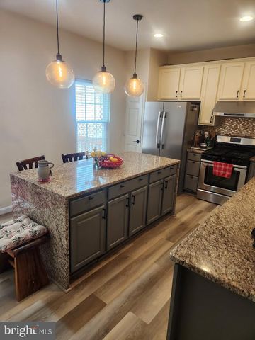 18763 TRIDENT SQ, Leesburg, VA 20176