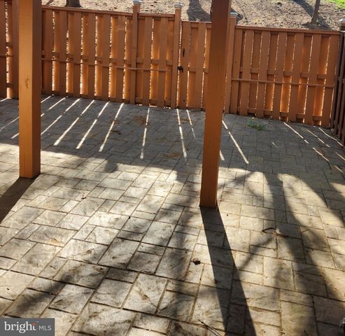18763 TRIDENT SQ, Leesburg, VA 20176