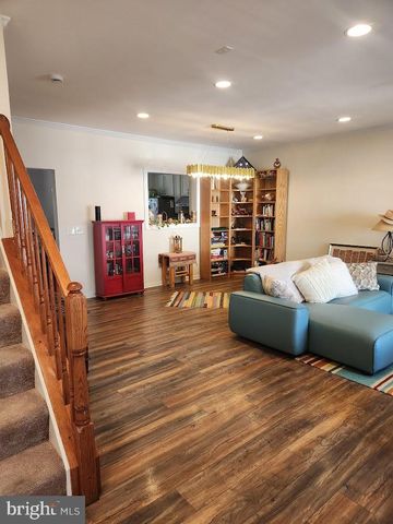 18763 TRIDENT SQ, Leesburg, VA 20176