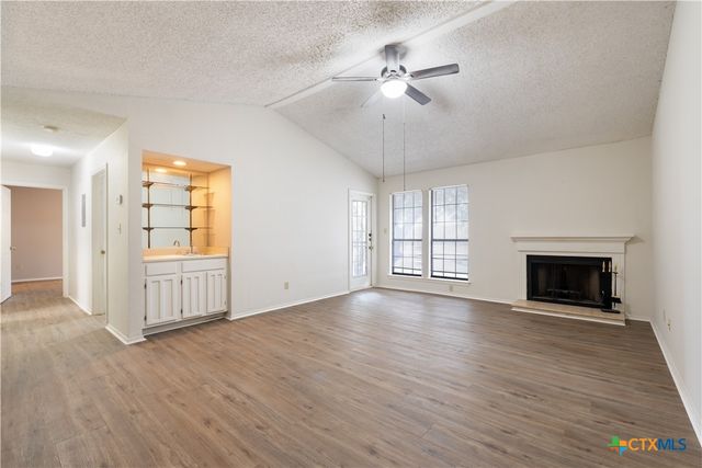 1202 Thorpe Lane 216, San Marcos, TX 78666