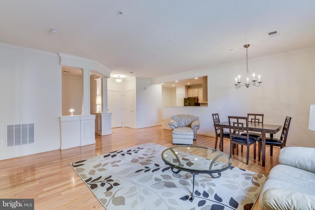 Image 10 of property listing at 8535 VETERANS HWY #104, Millersville, MD 21108