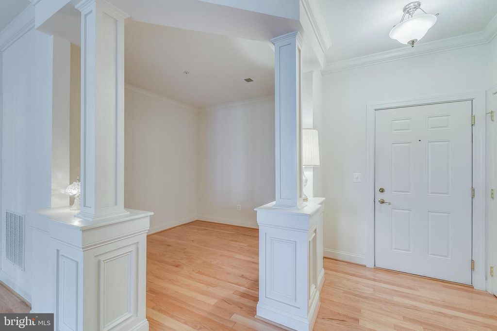 Image 11 of property listing at 8535 VETERANS HWY #104, Millersville, MD 21108