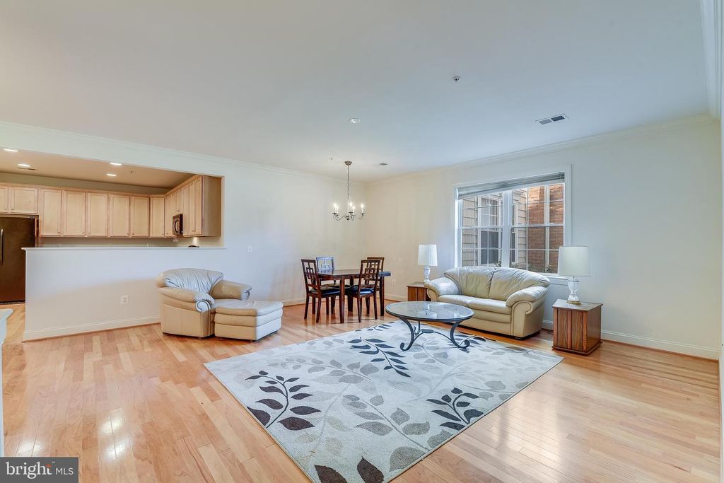 Image 12 of property listing at 8535 VETERANS HWY #104, Millersville, MD 21108