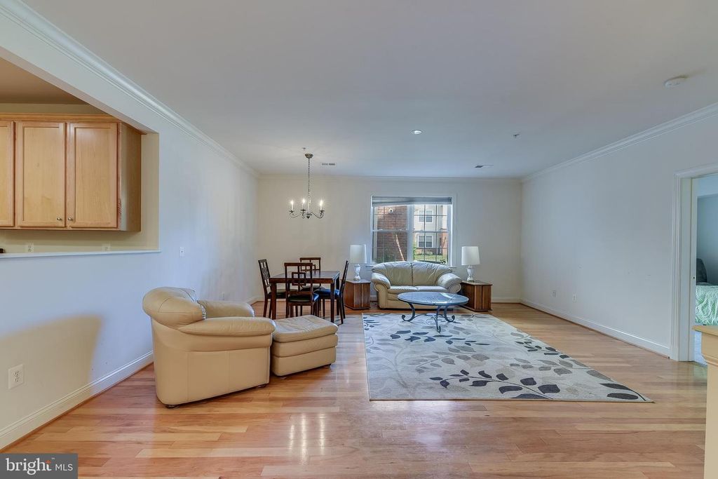 Image 13 of property listing at 8535 VETERANS HWY #104, Millersville, MD 21108