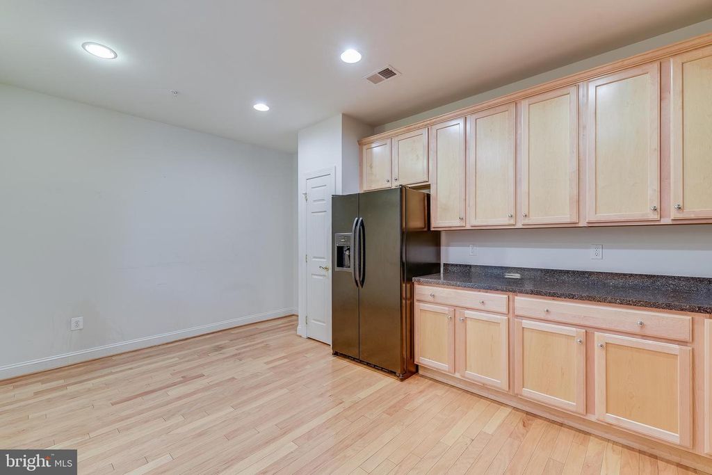 Image 21 of property listing at 8535 VETERANS HWY #104, Millersville, MD 21108