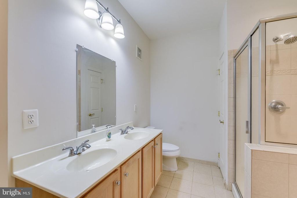 Image 23 of property listing at 8535 VETERANS HWY #104, Millersville, MD 21108