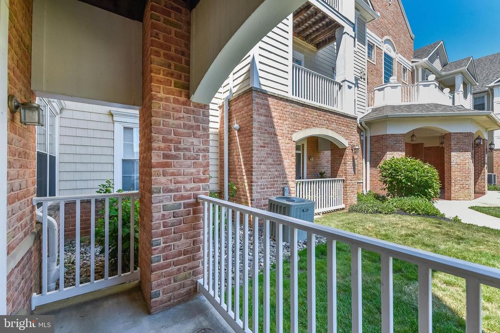 Image 3 of property listing at 8535 VETERANS HWY #104, Millersville, MD 21108