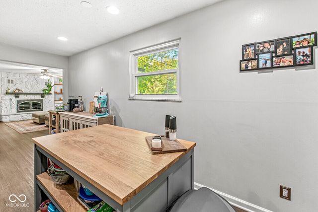 2932 Parr Drive, Indianapolis, IN 46220