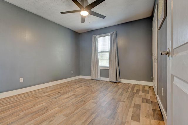 2078 Jd Circle, Berea, KY 40403