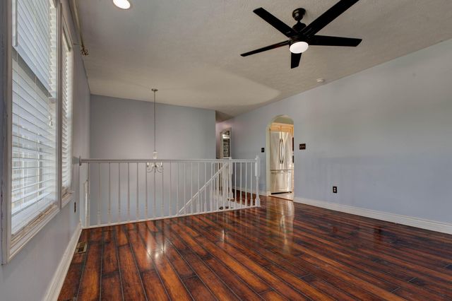 2078 Jd Circle, Berea, KY 40403
