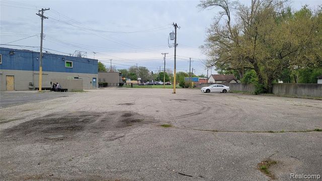 27531 Grand River Street, Livonia, MI 48152