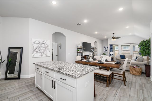 343 Winterwood Drive, Lavon, TX 75166
