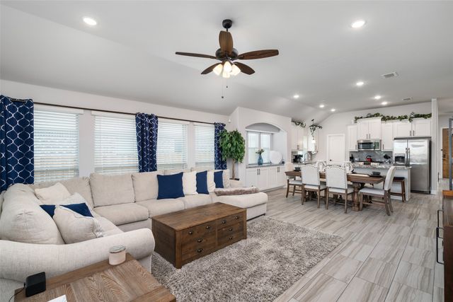 343 Winterwood Drive, Lavon, TX 75166