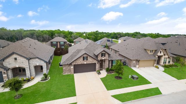 343 Winterwood Drive, Lavon, TX 75166
