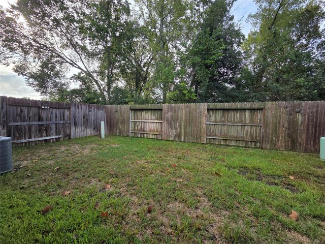 9737 Grosbeak Lane, Magnolia, TX 77354