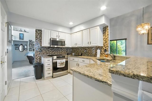 1001 MEGAN LYNN COURT, St Cloud, FL 34772