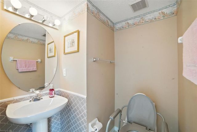 1001 MEGAN LYNN COURT, St Cloud, FL 34772