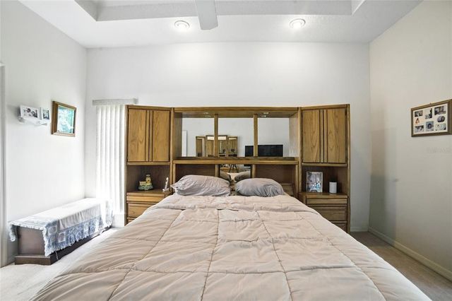 1001 MEGAN LYNN COURT, St Cloud, FL 34772