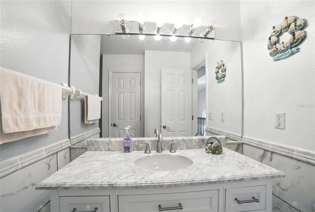 1001 MEGAN LYNN COURT, St Cloud, FL 34772