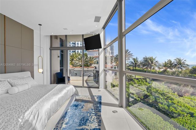5875 Collins Avenue 401, Miami Beach, FL 33140