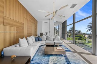 5875 Collins Avenue 401, Miami Beach, FL 33140