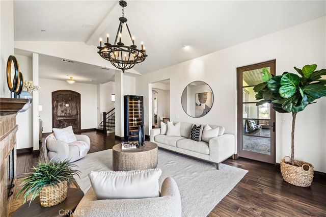 11321 Reservoir Road, North Tustin, CA 92705