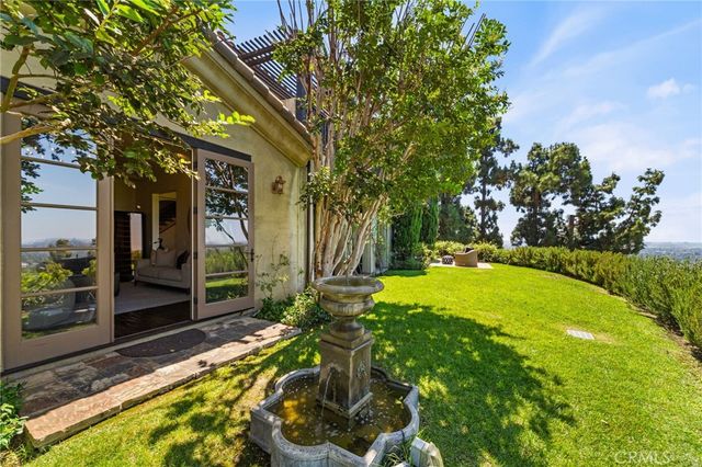 11321 Reservoir Road, North Tustin, CA 92705
