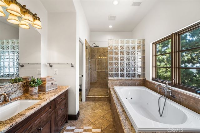 11321 Reservoir Road, North Tustin, CA 92705
