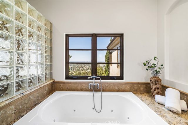 11321 Reservoir Road, North Tustin, CA 92705
